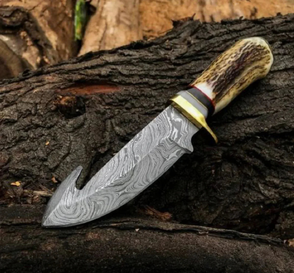 Handmade Gut Hook Hunting Knife with Damascus Steel Blade & Horn Handle