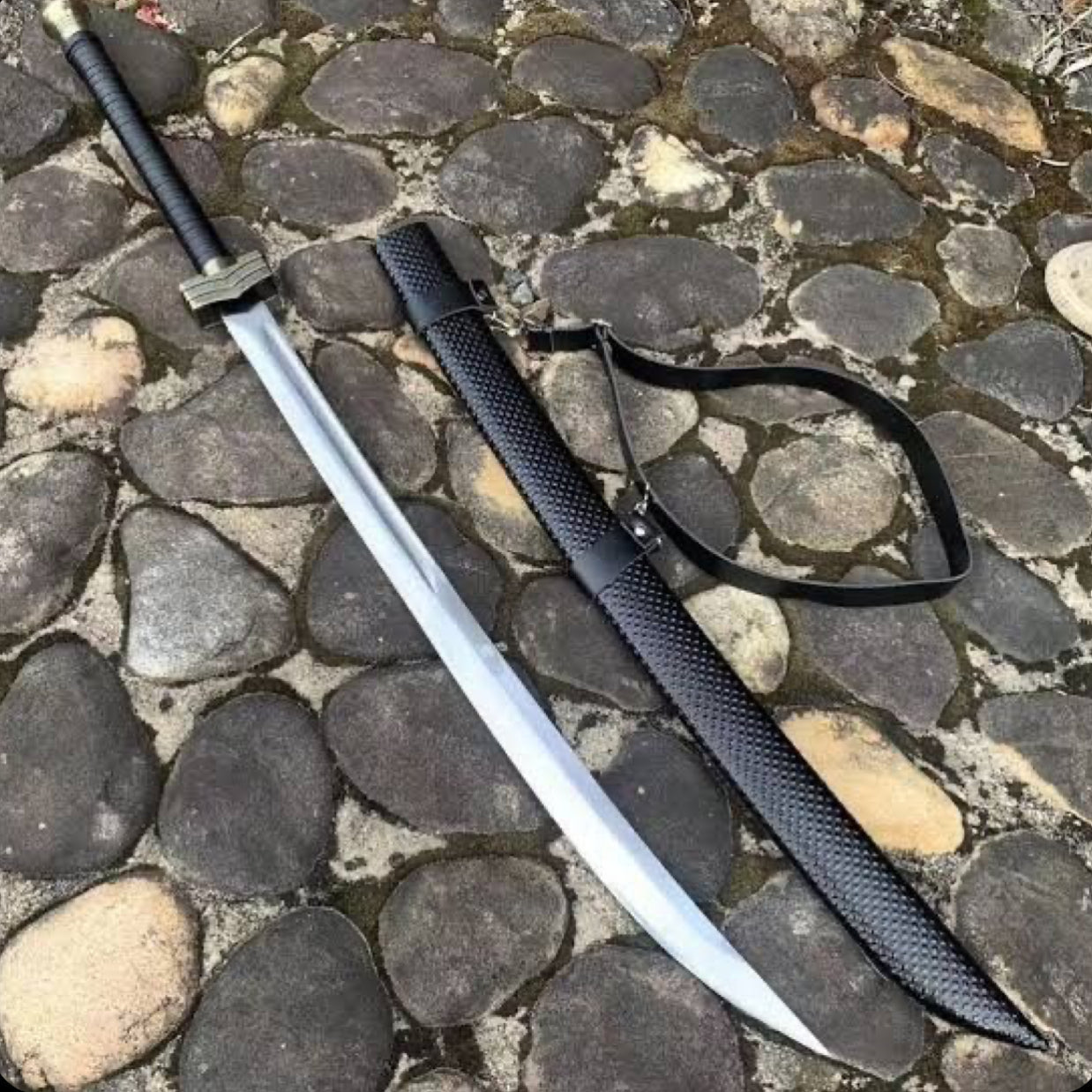 Handmade Steel Sword with Scabbard – Collectible Display Piece