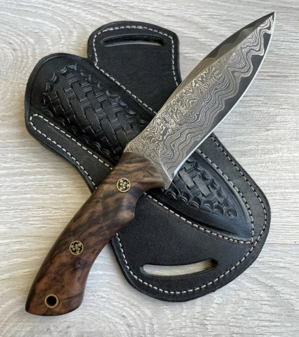 Handmade Hunting Knife with Damascus Steel Blade & Wooden Handle