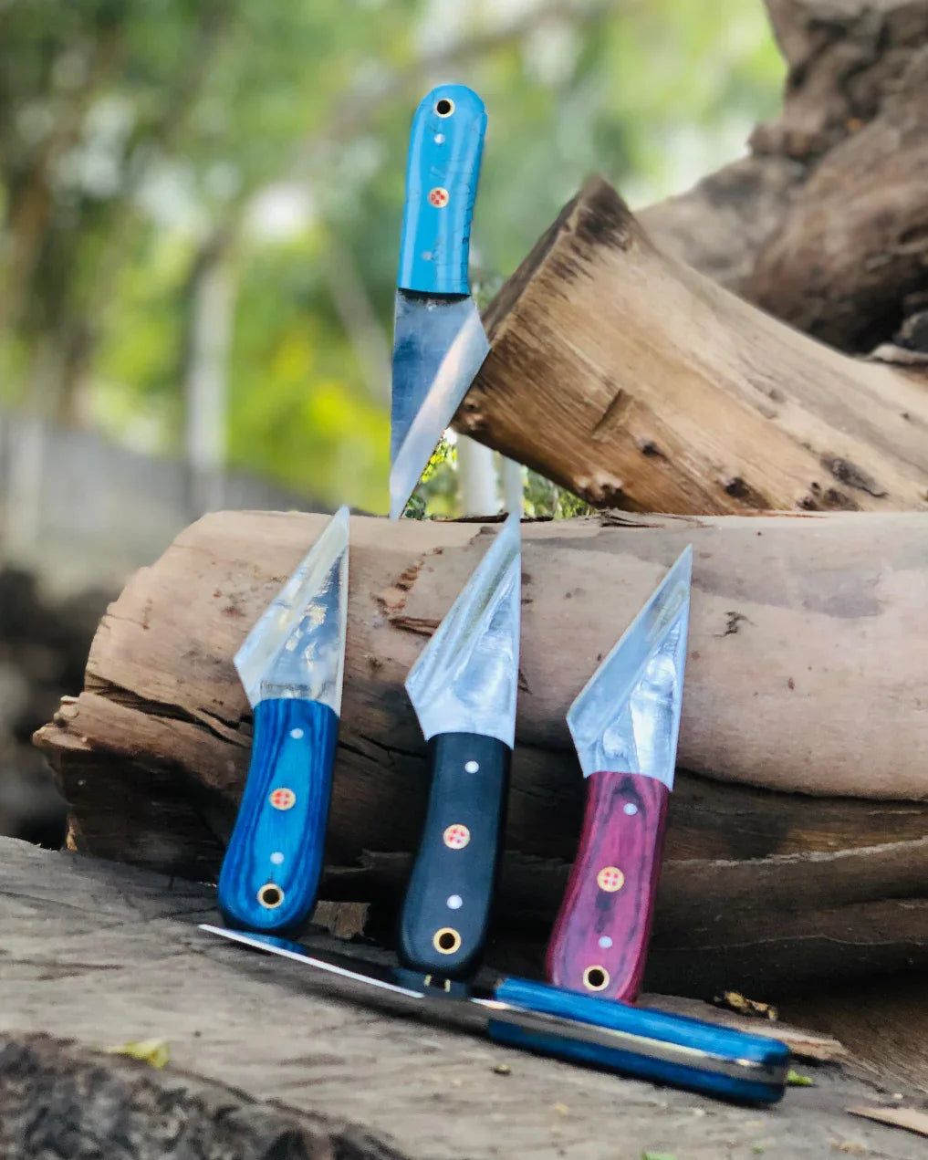 Set of 5 Handmade Throwing Knives with 12 Chromium Steel Blades & Resin Handles