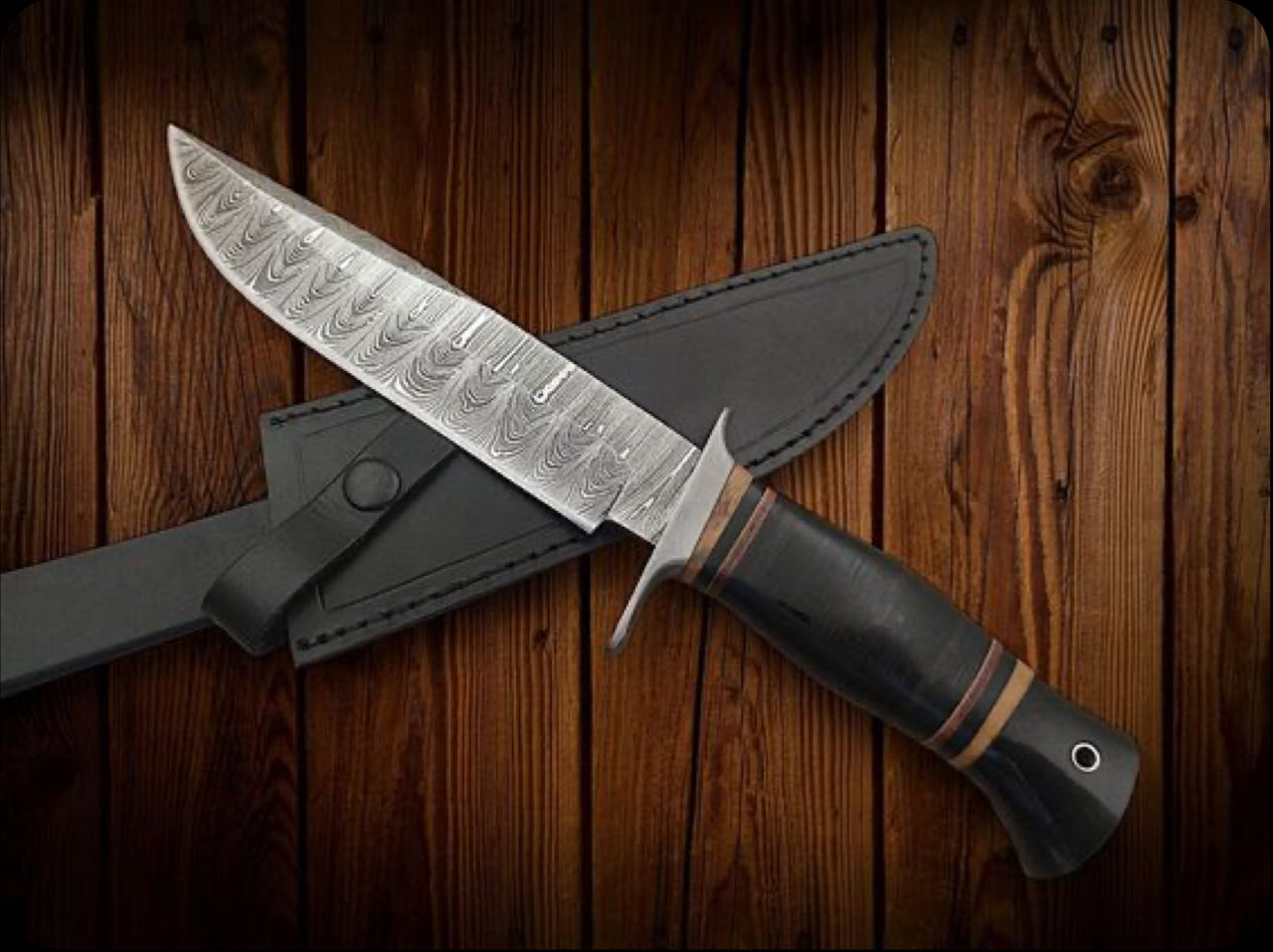 Handmade Bowie Knife – Damascus Steel Blade with Sheath
