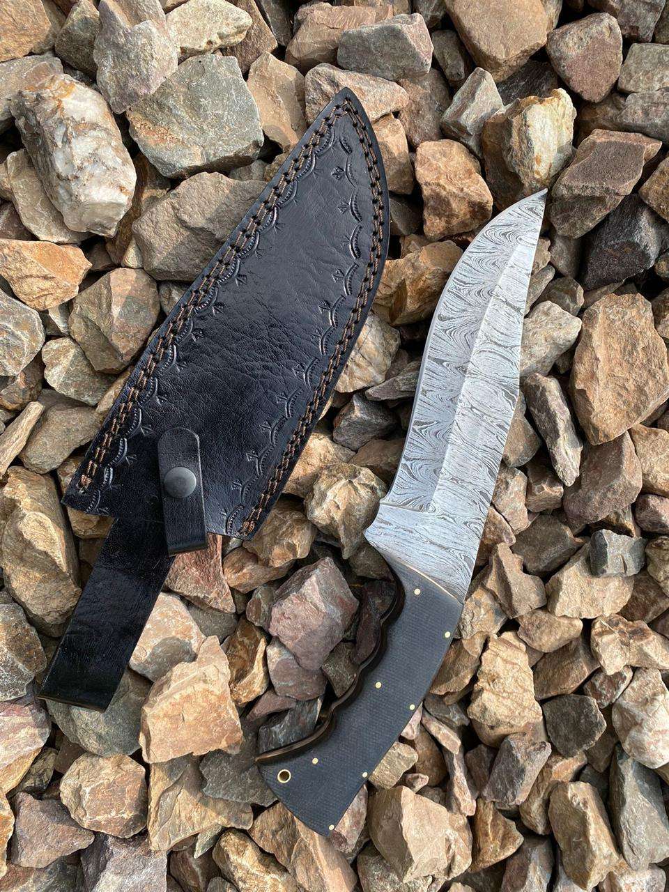 Handcrafted Damascus Steel Hunting Knife with Leather Sheath