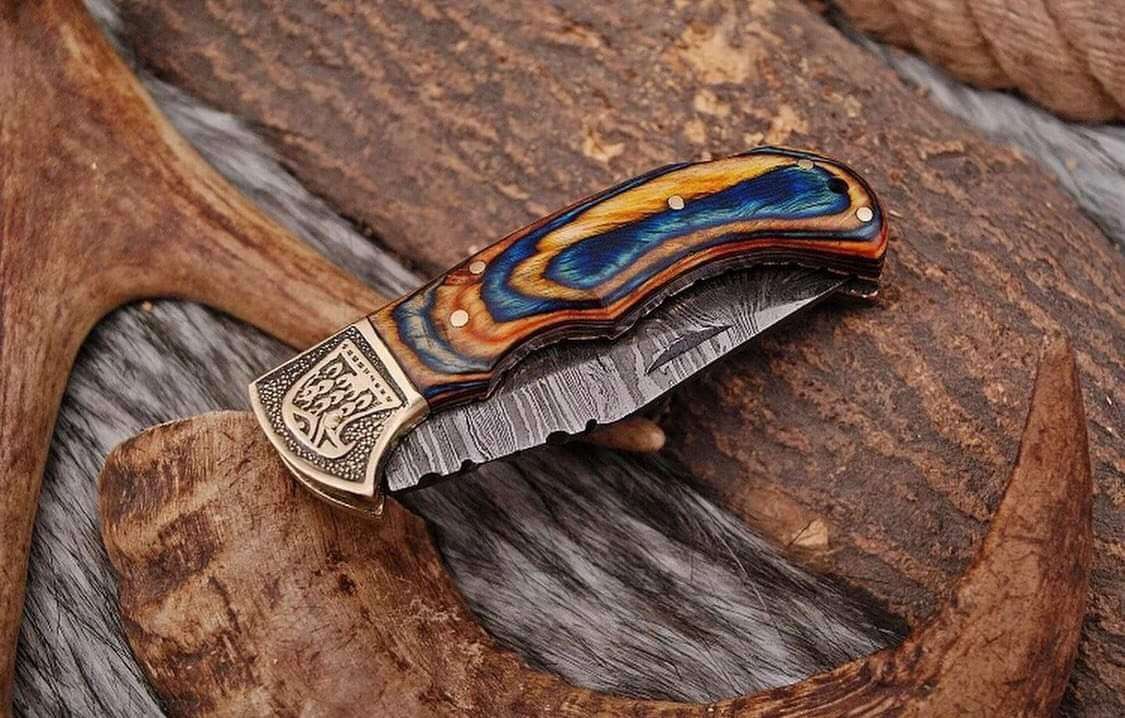 Handcrafted Damascus Steel Lock-Back Folding Knife with Sheath