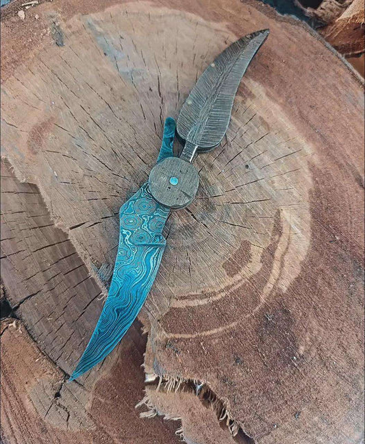 Hand-Forged Damascus Steel Feather Folding Knife – Collectible Art Blade
