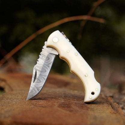 Handmade Damascus Steel Pocket Knife – Bone Handle