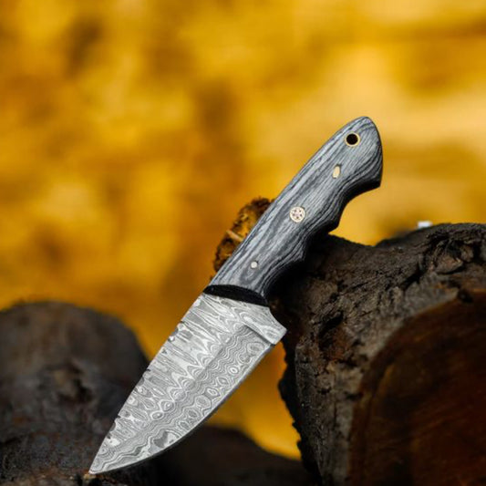 Handmade Damascus Steel Hunting & Skinning Knife – Micarta Handle with Sheath