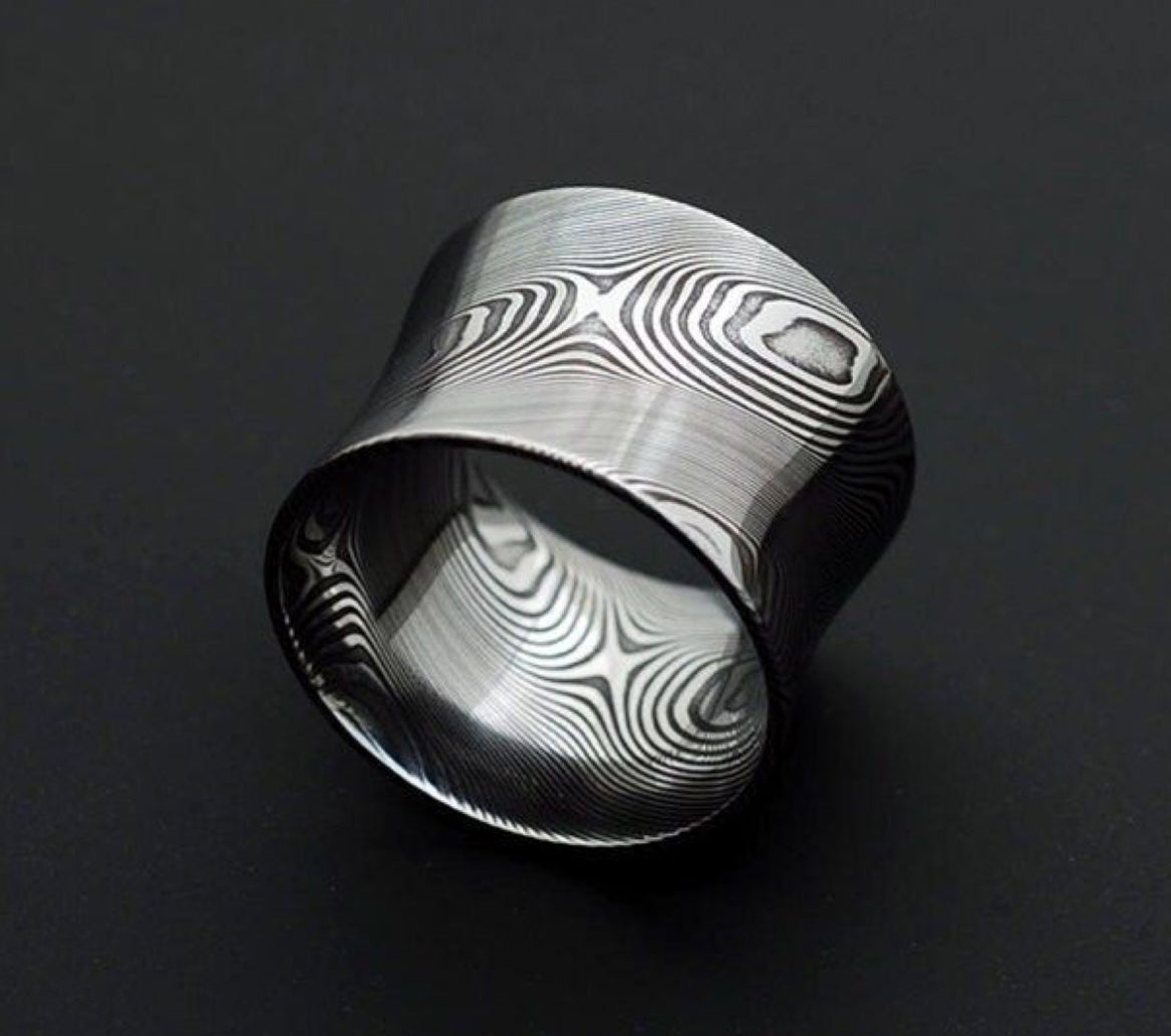 Handmade Wide Damascus Steel Ring – Customizable Size