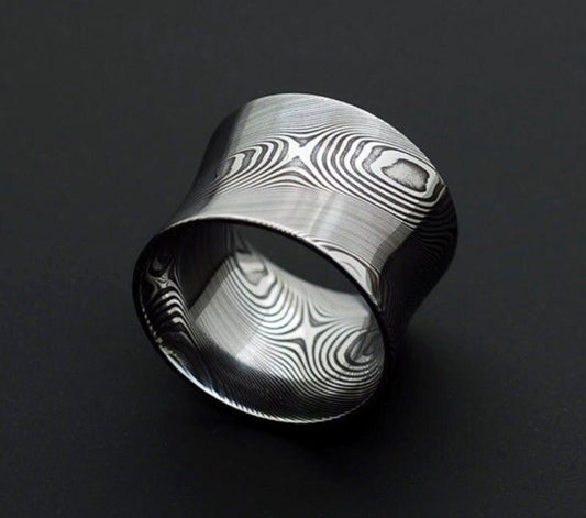 Handmade Wide Damascus Steel Ring – Customizable Size